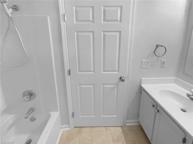 1119 Picard Street, Greensboro, NC 27405