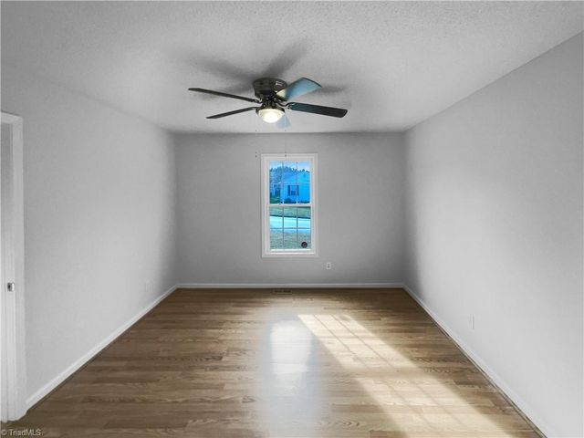 1119 Picard Street, Greensboro, NC 27405