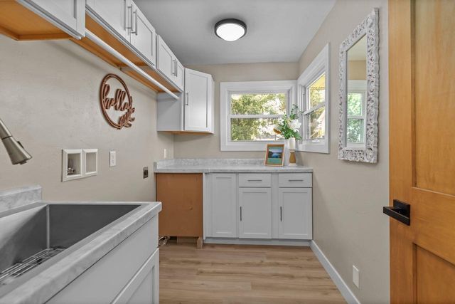 1693 W BUTTE DES MORTS BEACH ROAD, Neenah, WI 54956