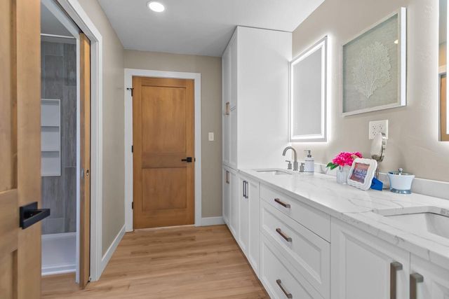 1693 W BUTTE DES MORTS BEACH ROAD, Neenah, WI 54956