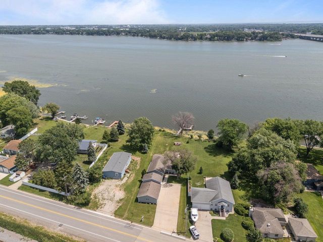 1693 W BUTTE DES MORTS BEACH ROAD, Neenah, WI 54956