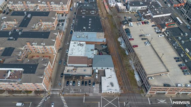 1 Englewood Avenue, Englewood, NJ 07631