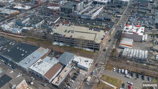 1 Englewood Avenue, Englewood, NJ 07631