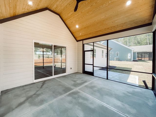 307 Wellington Court, Mc Cormick, SC 29835