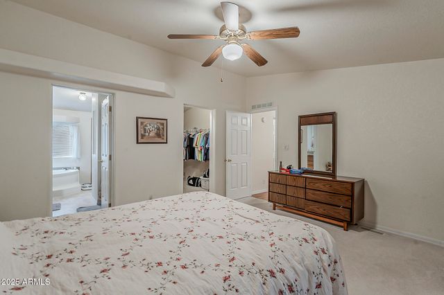 890 E TEE Street, San Tan Valley, AZ 85140