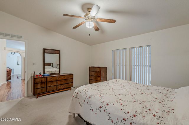 890 E TEE Street, San Tan Valley, AZ 85140