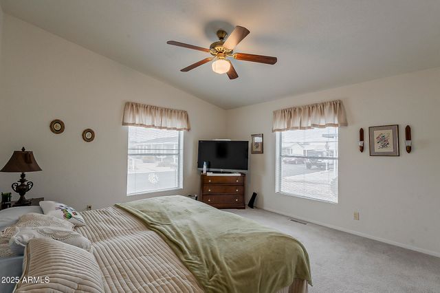 890 E TEE Street, San Tan Valley, AZ 85140