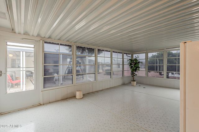 890 E TEE Street, San Tan Valley, AZ 85140