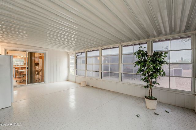890 E TEE Street, San Tan Valley, AZ 85140