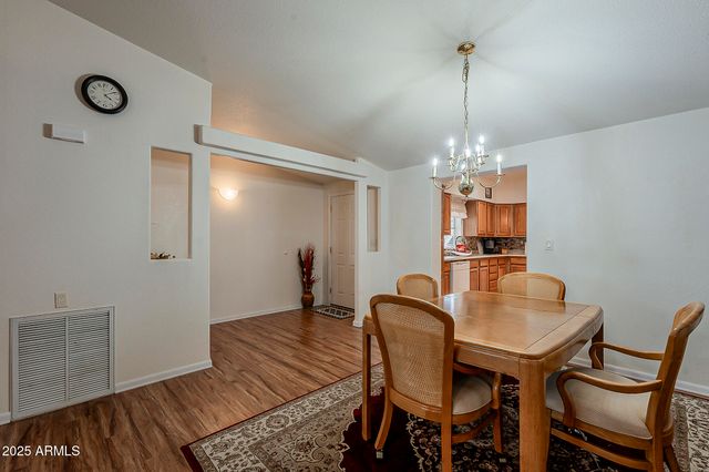 890 E TEE Street, San Tan Valley, AZ 85140