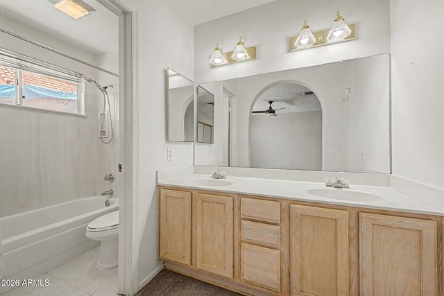 3758 E PARK Avenue, Phoenix, AZ 85044