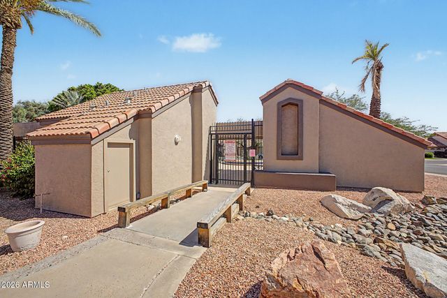 3758 E PARK Avenue, Phoenix, AZ 85044