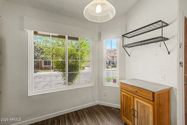 3758 E PARK Avenue, Phoenix, AZ 85044
