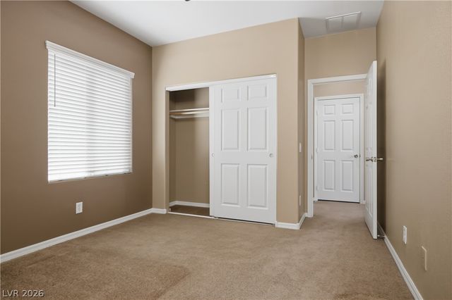 8305 Oakshire Street, Las Vegas, NV 89131