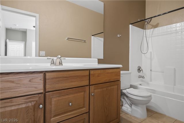 8305 Oakshire Street, Las Vegas, NV 89131