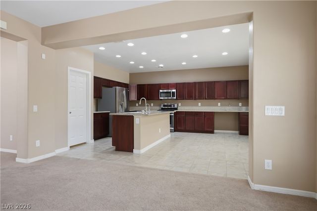 8305 Oakshire Street, Las Vegas, NV 89131