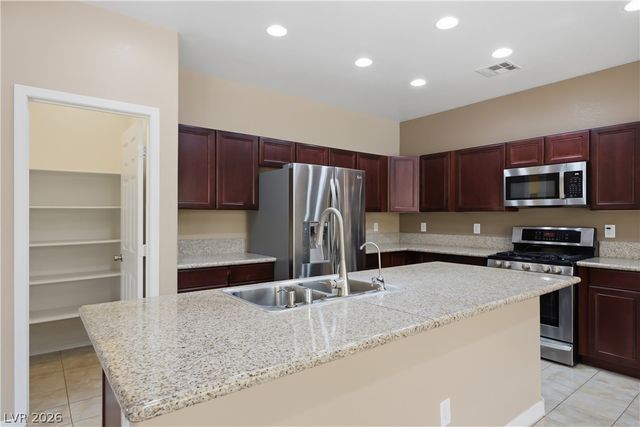 8305 Oakshire Street, Las Vegas, NV 89131