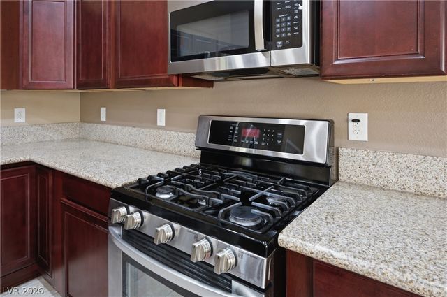8305 Oakshire Street, Las Vegas, NV 89131