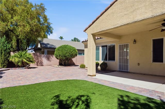 8305 Oakshire Street, Las Vegas, NV 89131