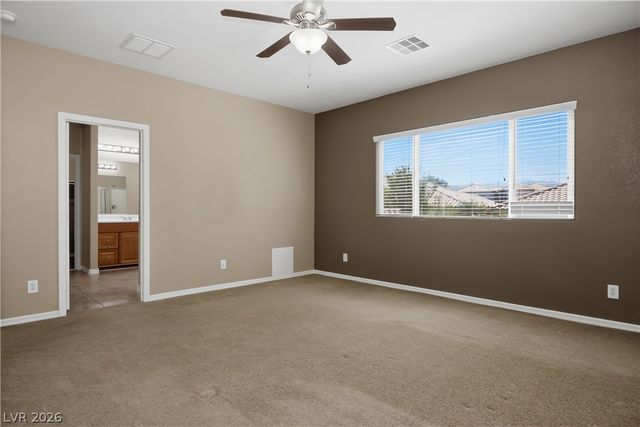 8305 Oakshire Street, Las Vegas, NV 89131