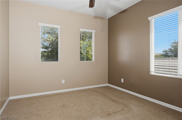 8305 Oakshire Street, Las Vegas, NV 89131