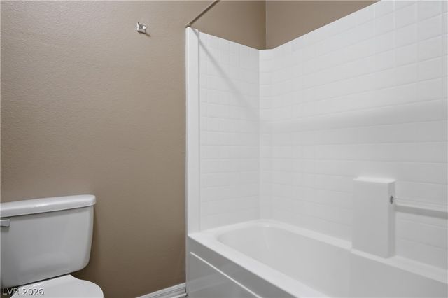 8305 Oakshire Street, Las Vegas, NV 89131