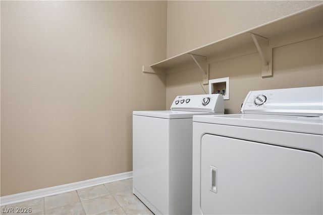 8305 Oakshire Street, Las Vegas, NV 89131