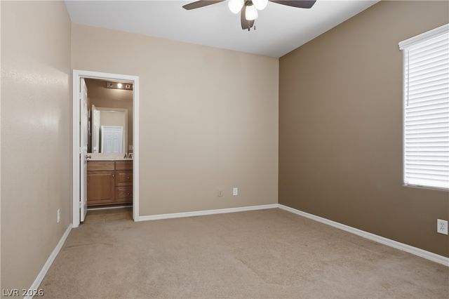 8305 Oakshire Street, Las Vegas, NV 89131