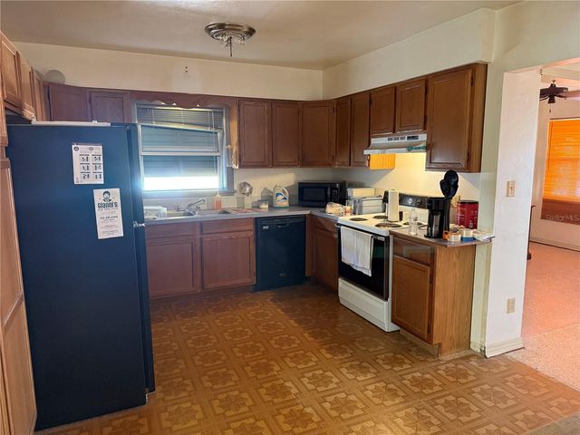 4736 11TH AVENUE N, St Petersburg, FL 33713