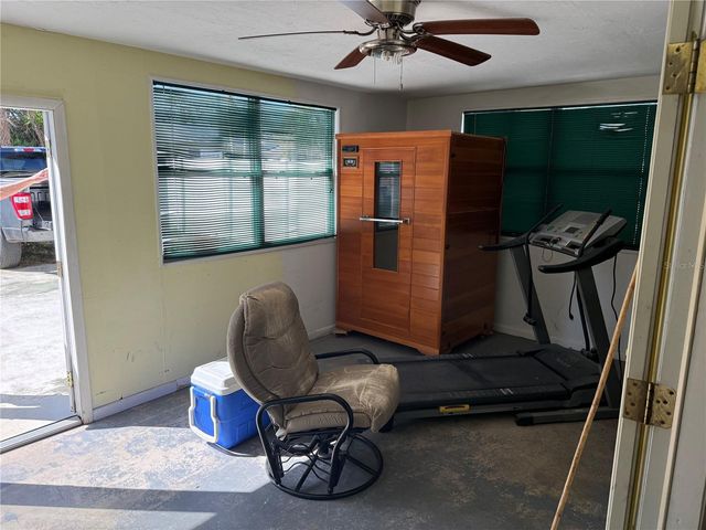 4736 11TH AVENUE N, St Petersburg, FL 33713