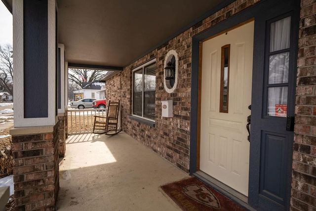 1145 NE Winfield Avenue, Topeka, KS 66616