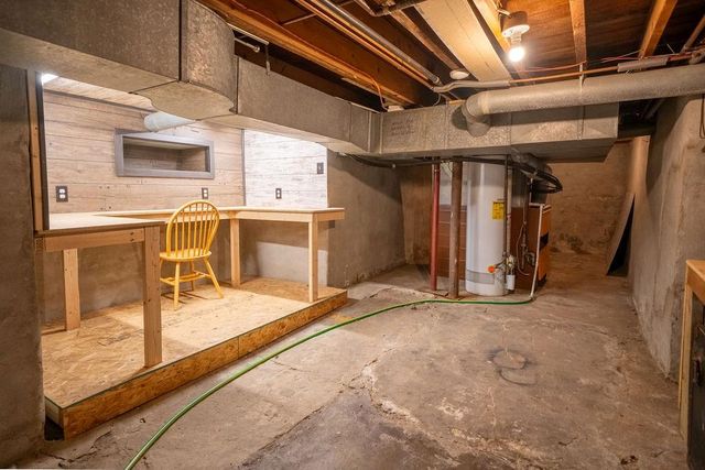 1145 NE Winfield Avenue, Topeka, KS 66616