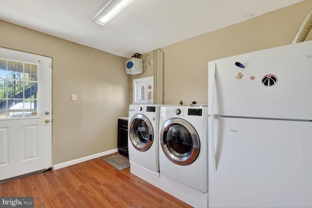 260 45TH ST NE, Washington, DC 20019