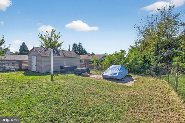 260 45TH ST NE, Washington, DC 20019