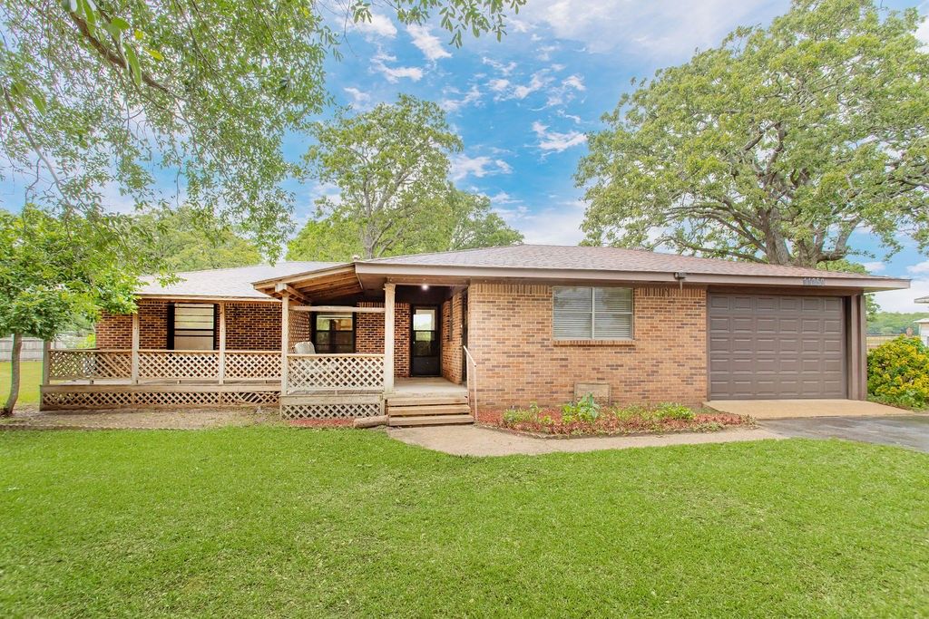 11250 FM 59, Athens, TX 75751