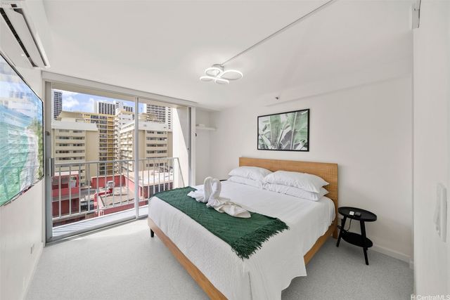 2427 Kuhio Avenue 807, Honolulu, HI 96815