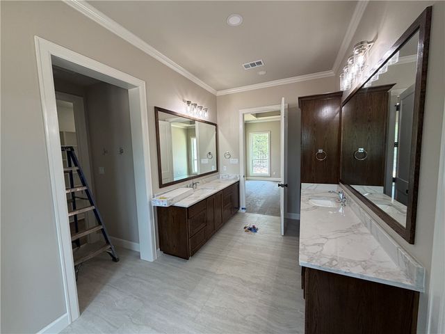 7444 Winema Trail, College Station, TX 77845