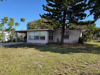 1601 NE Maureen Court, Jensen Beach, FL 34957
