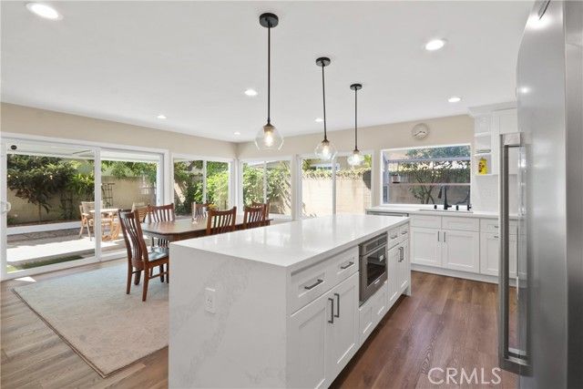 11685 Lakia, Cypress, CA 90630