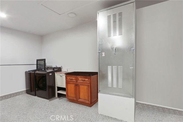 11685 Lakia, Cypress, CA 90630