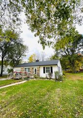 350 S Almont Avenue, Imlay City, MI 48444