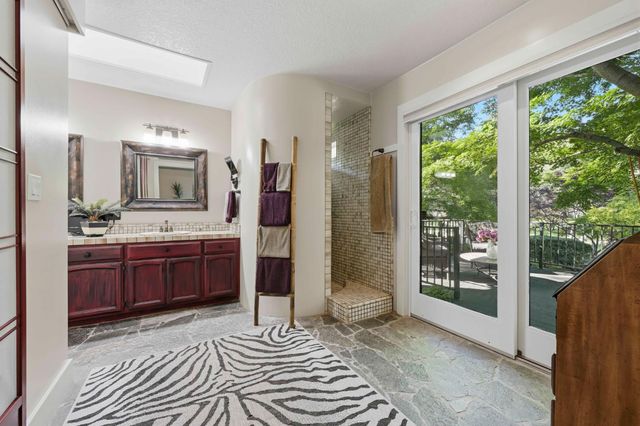 8335 Walden Woods Way, Granite Bay, CA 95746