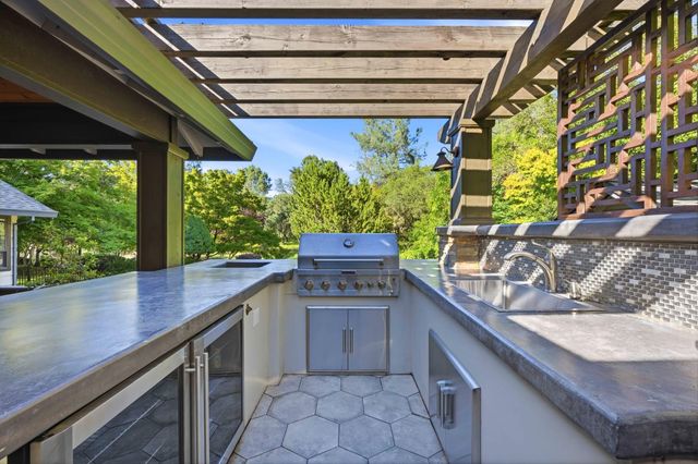 8335 Walden Woods Way, Granite Bay, CA 95746