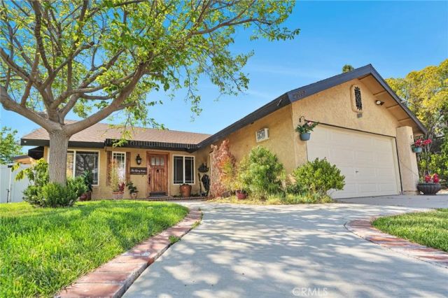 27483 Pamplico, Valencia, CA 91354