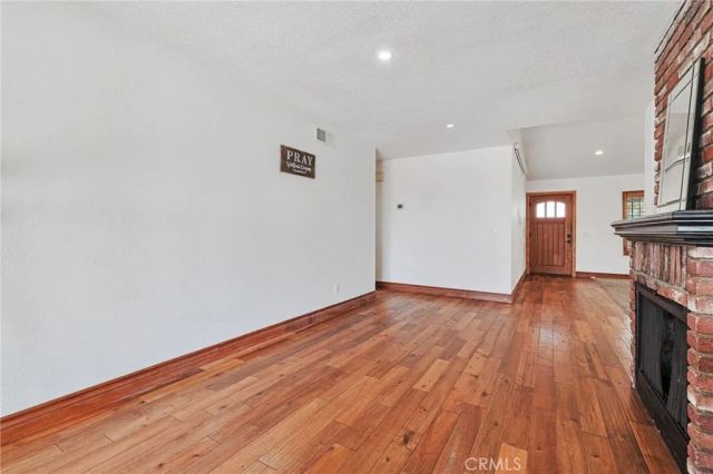 27483 Pamplico, Valencia, CA 91354