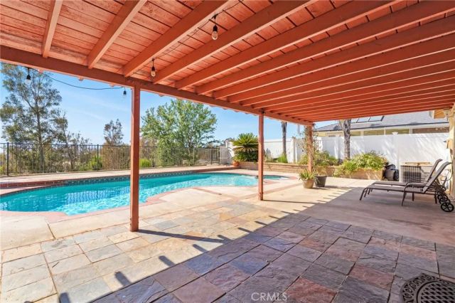 27483 Pamplico, Valencia, CA 91354