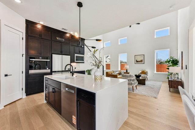 12105 Cearley DR, Austin, TX 78758