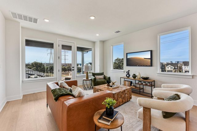 12105 Cearley DR, Austin, TX 78758