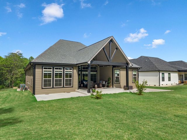 1687 Dickson Rd, Inman, SC 29349