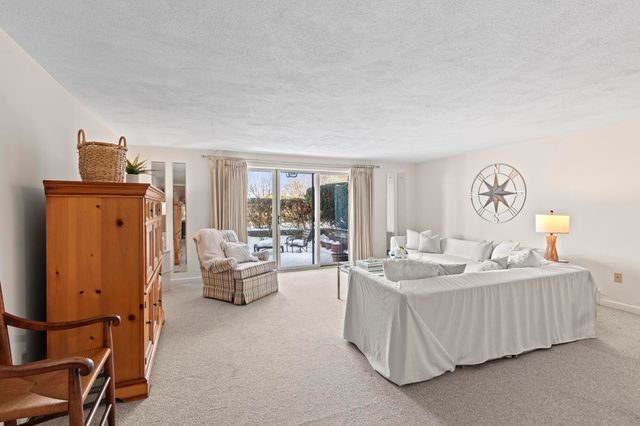 3 Hilltop Drive UNIT 3, Sandwich, MA 02563